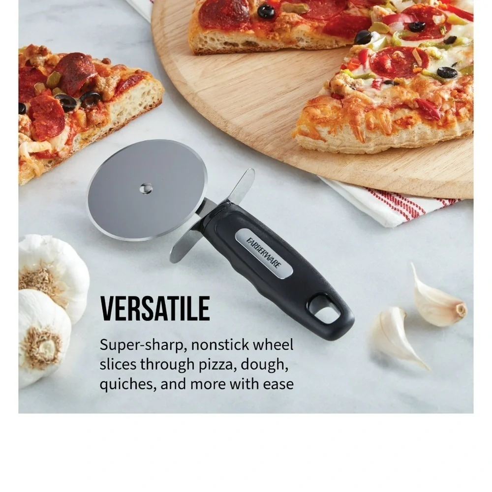 Pizza cutter